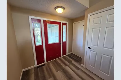 707 W Welco Drive, Montgomery, MN 56069 - Photo 12