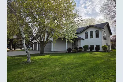707 W Welco Drive, Montgomery, MN 56069 - Photo 2
