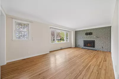 419 Tyler Avenue S, Hopkins, MN 55343 - Photo 2