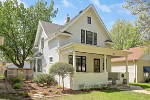 1944 Ashland Ave, Saint Paul, MN 55104 - Photo 4