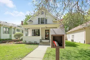 1944 Ashland Ave, Saint Paul, MN 55104 - Photo 2