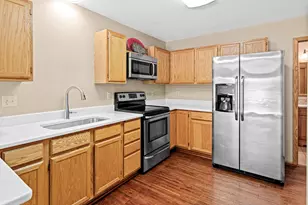 1958 Glenfield Ct, Eagan, MN 55122 - Photo 14