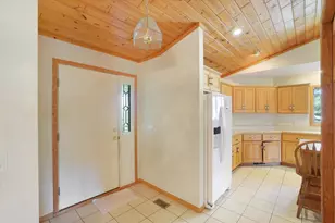 127 Eagle Dr, Coleraine, MN 55722 - Photo 4