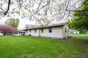 2208 Clare Dr, North Mankato, MN 56003 - Photo 24