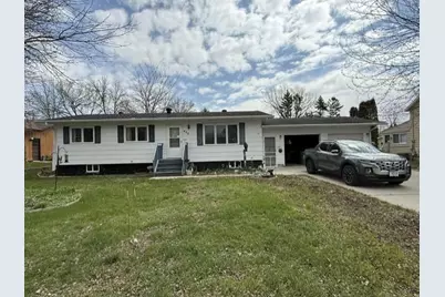 420 12th Street N, Breckenridge, MN 56520 - Photo 1