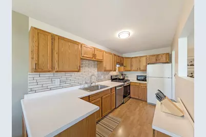1648 Hickory Lane, Eagan, MN 55122 - Photo 8