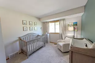 1648 Hickory Ln, Eagan, MN 55122 - Photo 16