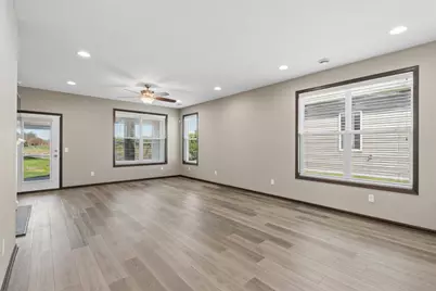 7417 Shadyview Lane N, Maple Grove, MN 55311 - Photo 18