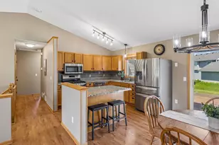 815 Quail Run, Waconia, MN 55387 - Photo 10