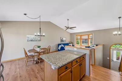 815 Quail Run, Waconia, MN 55387 - Photo 14