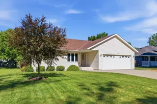 1603 Newton Ave N, Glencoe, MN 55336 - Photo 6