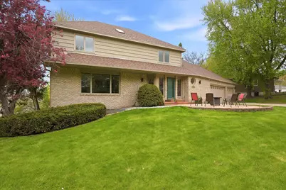 2500 Highland View Avenue S, Burnsville, MN 55337 - Photo 2