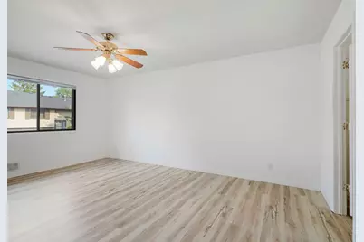9205 Dartford Road, Woodbury, MN 55125 - Photo 22