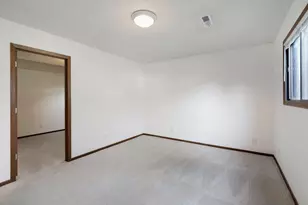 9205 Dartford Rd, Woodbury, MN 55125 - Photo 38