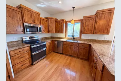 3072 Nottingham Road S, Saint Cloud, MN 56301 - Photo 6