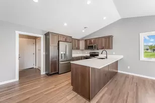 121 Copper Village Cir, Mankato, MN 56001 - Photo 16