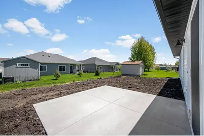 121 Copper Village Circle, Mankato, MN 56001 - Photo 6