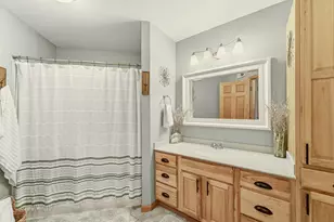 657 S Pointe Ct SW, Rochester, MN 55902 - Photo 12