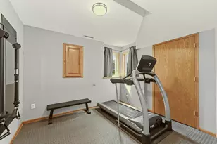 657 S Pointe Ct SW, Rochester, MN 55902 - Photo 20