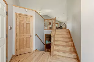 657 S Pointe Ct SW, Rochester, MN 55902 - Photo 2