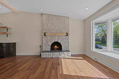 4413 Bramblewood Avenue, Vadnais Heights, MN 55127 - Photo 8