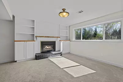 4413 Bramblewood Avenue, Vadnais Heights, MN 55127 - Photo 32
