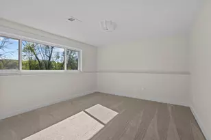 4413 Bramblewood Ave, Vadnais Heights, MN 55127 - Photo 24