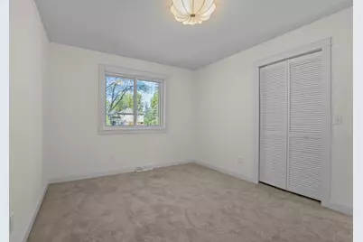 4413 Bramblewood Avenue, Vadnais Heights, MN 55127 - Photo 20
