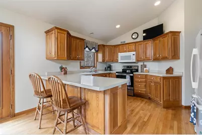 255 E Harney Road, Esko, MN 55733 - Photo 16