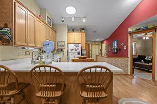 801 White Oak Ct, New Brighton, MN 55112 - Photo 10
