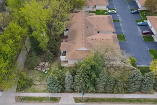 801 White Oak Ct, New Brighton, MN 55112 - Photo 36