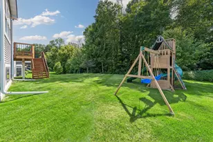 105 Maple Terrace, Waconia, MN 55387 - Photo 2
