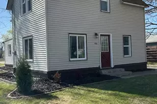 406 Park St, Alexandria, MN 56308 - Photo 1