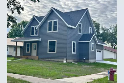 712 Pine Street, Dawson, MN 56232 - Photo 1