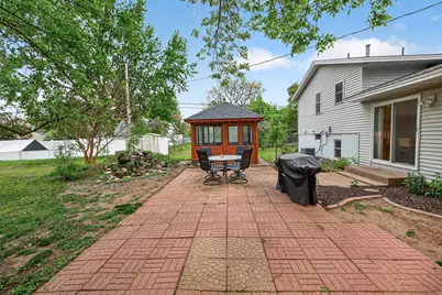 8110 France Avenue N, Brooklyn Park, MN 55443 - Photo 36