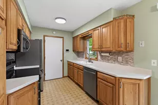 8110 France Ave N, Brooklyn Park, MN 55443 - Photo 12