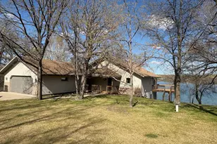 14425 W Lake Sallie Dr, Detroit Lakes, MN 56501 - Photo 10