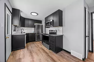 254 Arion St E, West Saint Paul, MN 55118 - Photo 18