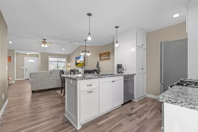 38768 Maple Court, North Branch, MN 55056 - Photo 8