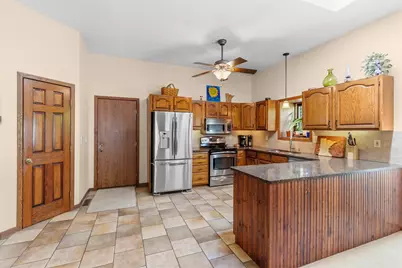 840 Hallam Avenue N, Mahtomedi, MN 55115 - Photo 2