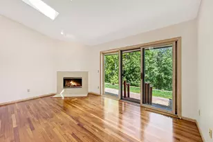 18758 Clear View Ln, Minnetonka, MN 55345 - Photo 4