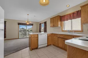 853 Aspen Cir, Waite Park, MN 56387 - Photo 6