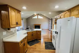 614 12th St, Dawson, MN 56232 - Photo 6