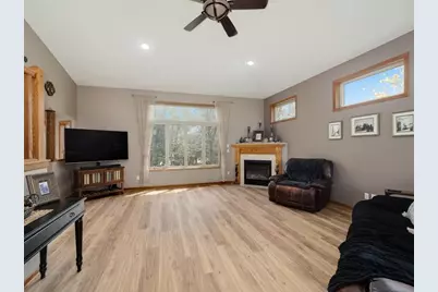 10154 Noble Court N, Brooklyn Park, MN 55443 - Photo 6