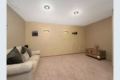 10154 Noble Court N, Brooklyn Park, MN 55443 - Photo 26