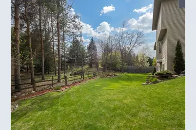 10154 Noble Court N, Brooklyn Park, MN 55443 - Photo 32