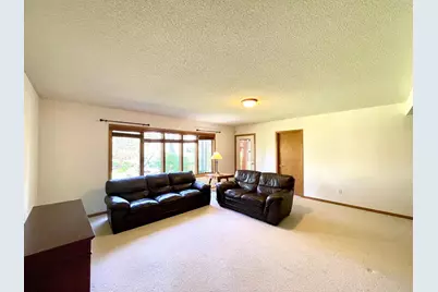 640 S Park Court, Hastings, MN 55033 - Photo 24
