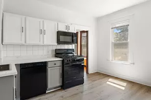 2703 Humboldt Ave N, Minneapolis, MN 55411 - Photo 4