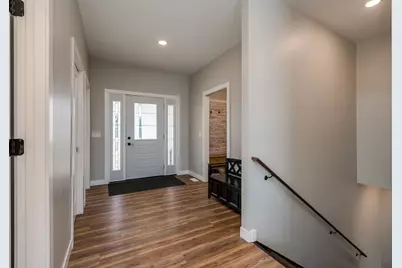 34 N Pointe Court, North Mankato, MN 56003 - Photo 2