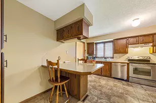 109 Windsor Ct E, Le Sueur, MN 56058 - Photo 12